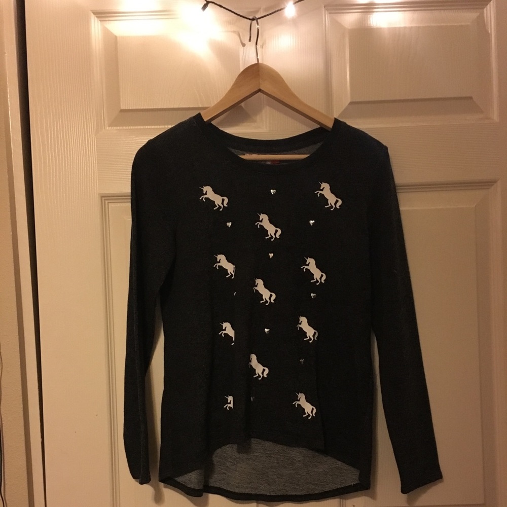 Long sleeved T-shirt